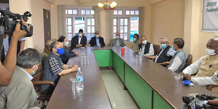 विपक्षी गठबन्धनबाट अलग हुने माधव नेपालको घोषणा