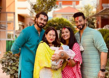 यस्तो देखियो कलाकारहरुको दशैं  (फोटो फिचर)