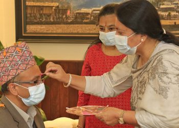 राष्ट्रपति भण्डारीले भाइ डेगेन्द्रलाई लगाइदिइन् भाइटीका