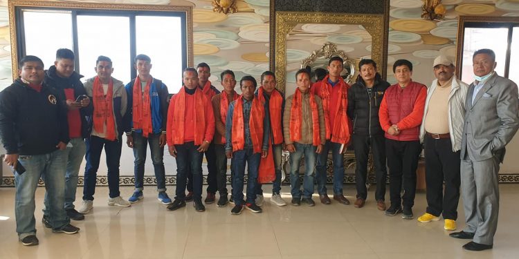 रामेछाप एमाले र कांग्रेसमा बिद्रोह जारि, दर्जनौ नेता कार्यकर्ता नेकपा (एकीकृत समाजवादी) पार्टीमा प्रवेश