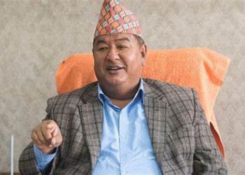 बिग्रिएको वैदेशिक रोजगार सुधारको अभियानबाट कुनै पनि हालतमा पछि नहट्ने श्रम मन्त्री श्रेष्ठको दाबि