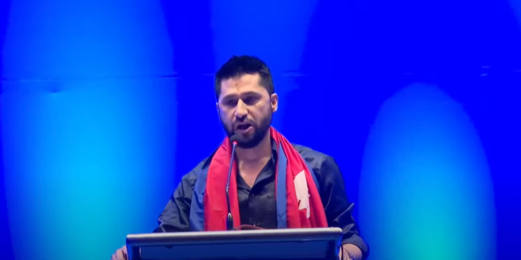 इतिहास थाहाँ भएकोले चितवन, डडेल्धुरा र झापाबाट मेरो नउठ्ने विचार छ : रवि लामिछाने