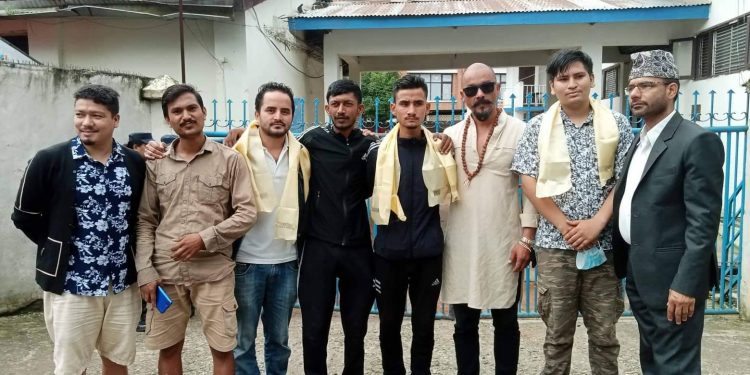 प्रधानमन्त्री शेरबहादुर देउवाको विरोध गर्दा पक्राउ परेका तीन युवा रिहा