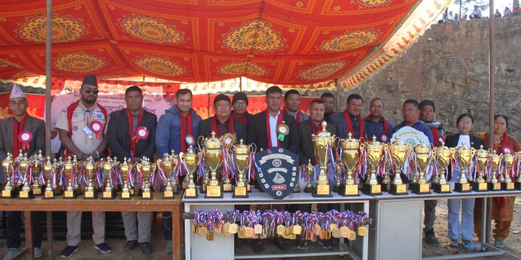 रामेछापको सुनापतिमा “छैठौँ सुनापति राष्ट्रपति रनिङ शिल्ड प्रतियोगिता-२०८१” को उद्घाटन कार्यक्रम सम्पन्न, यस्तो रह्यो प्रतियोगिता