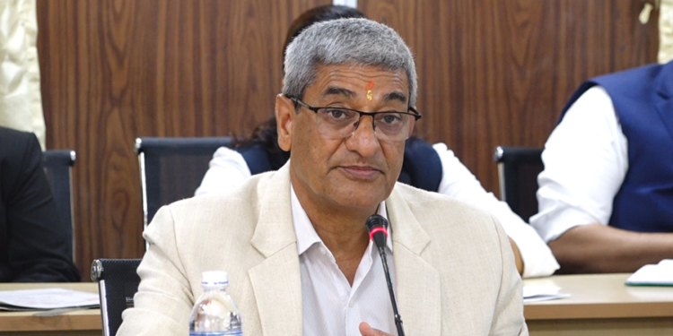 पार्टी बैठकमा गृहमन्त्रीले भने- नैतिकताका आधारमा पदमा बस्दिनँ