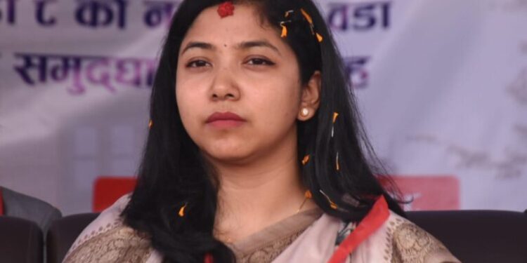 सुनिता डंगोल एमाले महाधिवेशन प्रतिनिधि