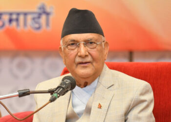 बैठकमा केन्द्रीय सदस्यलाई ओलीले हप्काए