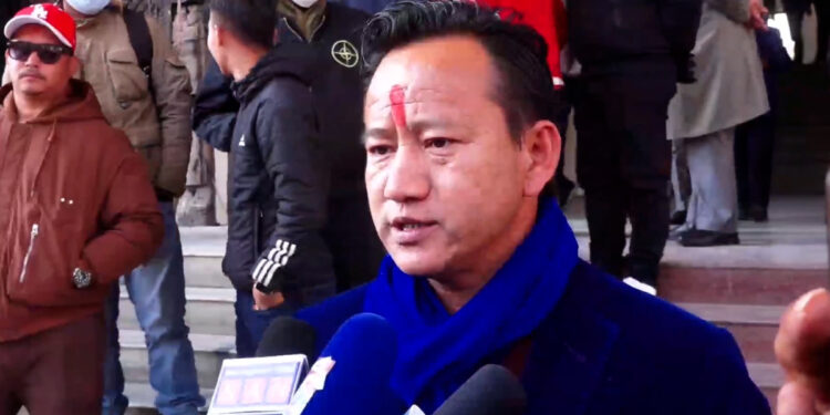 काँग्रेस महामन्त्रीलाई तरुण दलको आग्रहः पार्टीलाई जुटाउनेतिर लाग्नुस्, सिंगो पार्टीको नेता बनाउँछौ