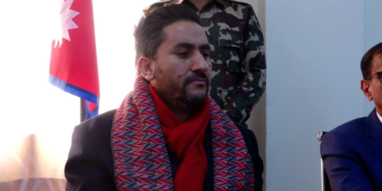 जनतालाई परिवर्तनको अनुभुति दिलाउने काम सरकारी कार्यालयहरुबाटै हुनुपर्छः सञ्चारमन्त्री खरेल