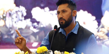 सरकार बनेको बेलुकाबाटै ढाल्न लागिपर्छन,सचेत हुनुस: रवि लामिछाने